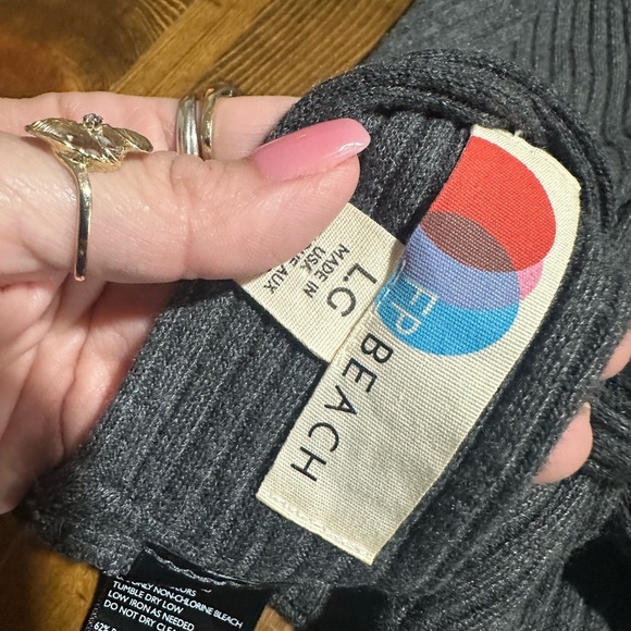 Free People Beach Gray Ribbed Knit Cropped Halter Top Size Large NWOT - Picture 3 of 6